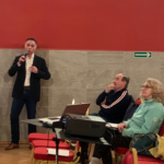 WYKŁAD ,,ŻYCIE Z ZABURZENIAMI ZE SPEKTRUM AUTYZMU – ROLA DZIADKÓW” dnia 9.IV. 2025 r. WYGŁOSIŁ dr JAROSŁAW NADOBNIK z UNIWERSYTETU SZCZECIŃSKIEGO.
