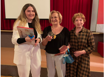 WYKŁAD NA TEMAT ,,ALIMENTACJI RODZICÓW’’ dnia 28 kwietnia 2025r. wygłosiła mecenas MAŁGORZATA MICHAŁOWSKA – MAKSIMCZYK z gorzowskiej AKADEMII JAKUBA z PARADYŻA.