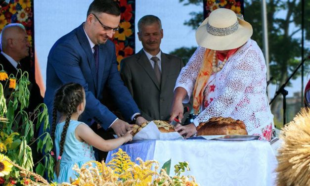 BABYLONKI NA DOŻYNKACH W MYŚLIBORZU